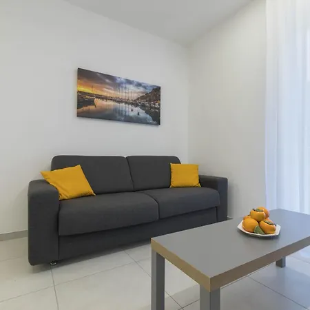 Casa Esedra 2, Parcheggio Privato