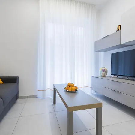 Casa Esedra 2, Parcheggio Privato
